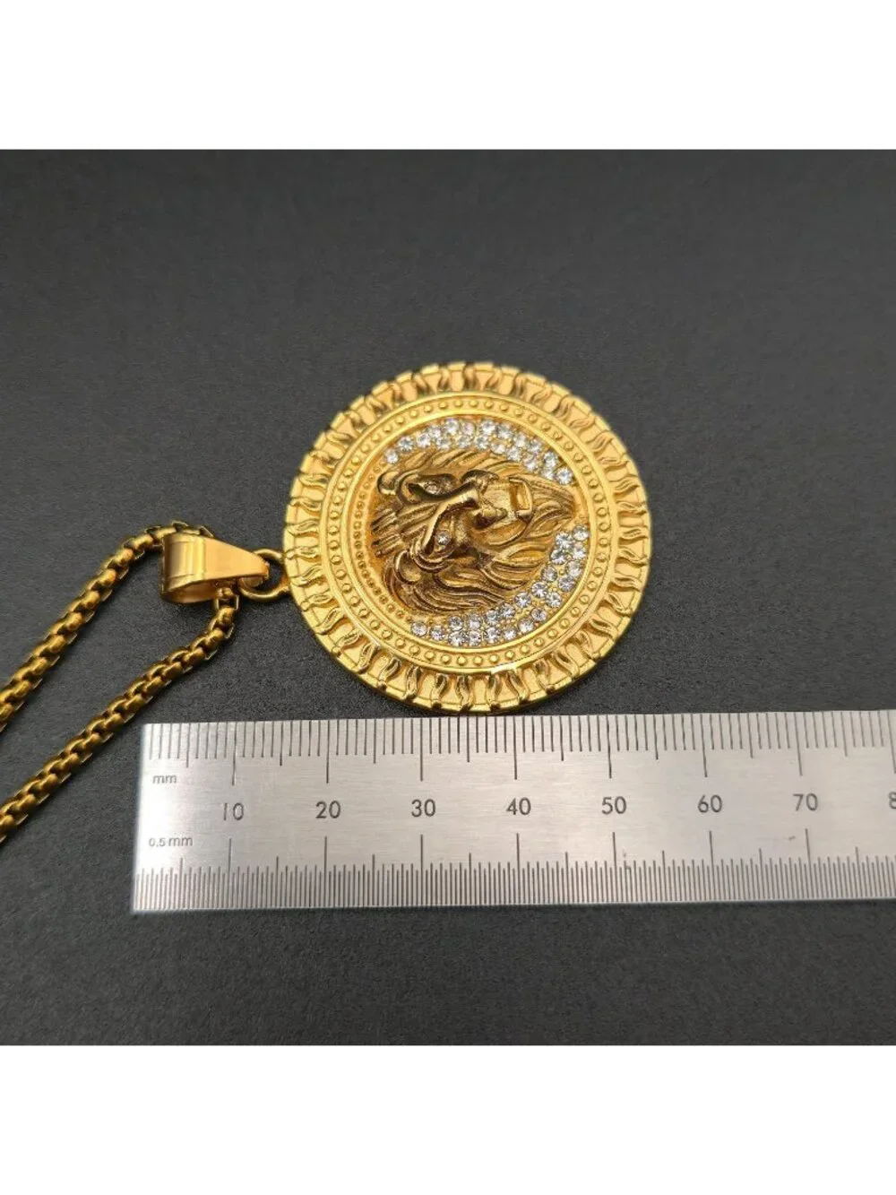 24 Inch Gold Lion Head Medallion Pendant Necklace with Iced Hip Hop Jewelry B154
